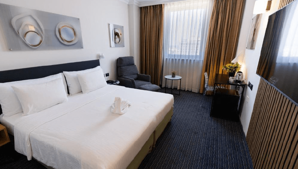 נופש + מופע שירי הביטלס