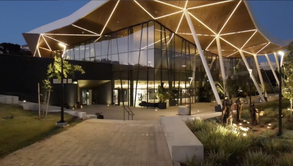 נופש + מופע - אלטון ג'ון