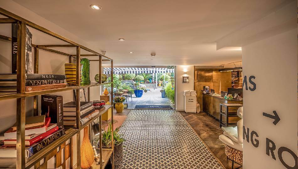 מלון ג'ייקוב שינקין ת