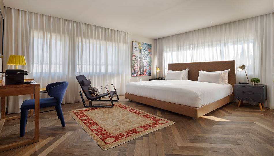 מלון ג'ייקוב שינקין ת