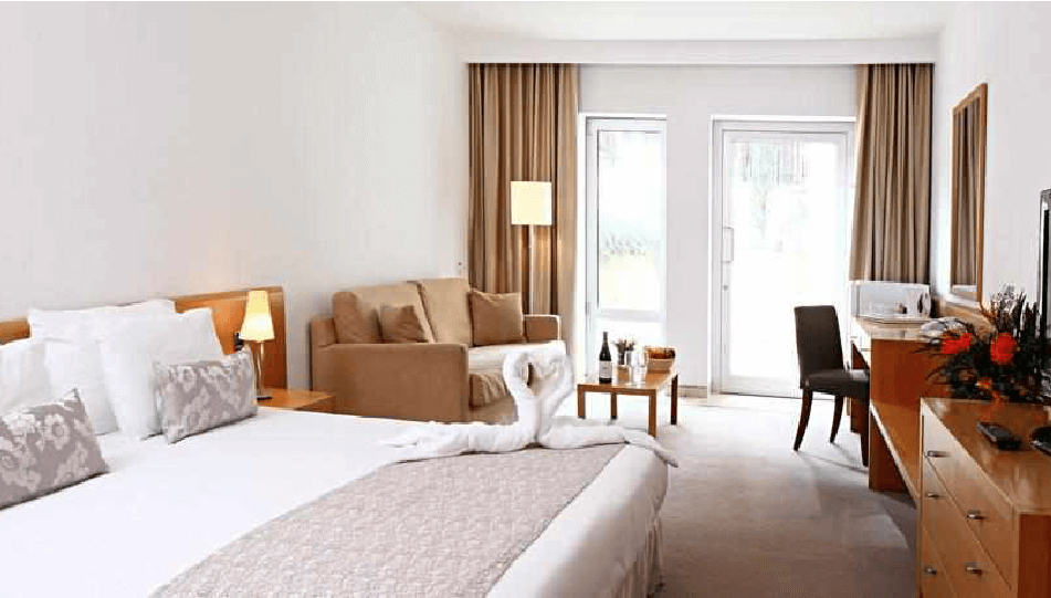 נופש+אבי נוסבאום בירושלים