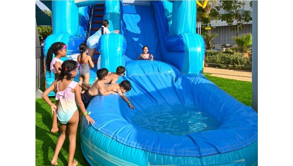 AQUA BOOM